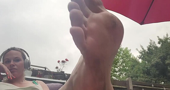 The Foot Queen - And Queengf90Premium The Queen Onlyfans Aka Foot Spit Of England Filth