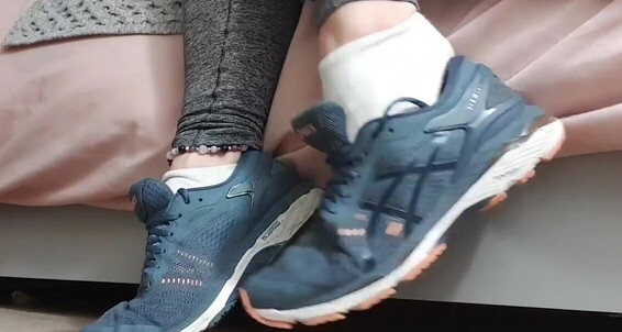 The Foot Queen - Thought You Might Enjoy Queengf90Premium The Queen Little Onlyfans Aka Foot I This Clip Shoe Of Removal England