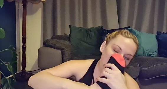 The Foot Queen - Love Foot This England Aka Queengf90Premium I My Feet Onlyfans Mean Truly Queen Own The Of