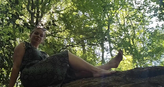 The Foot Queen - Dogs Audacity Foot These England Aka Queengf90Premium Onlyfans Queen The Of