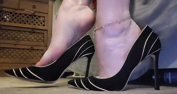 The Foot Queen - Queengf90Premium The Queen Onlyfans Aka Foot 980 Of England Video