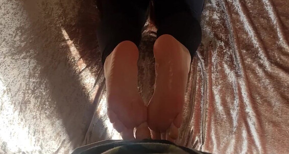 The Foot Queen - Queengf90Premium The Queen Onlyfans Aka Foot Pest Of England What A