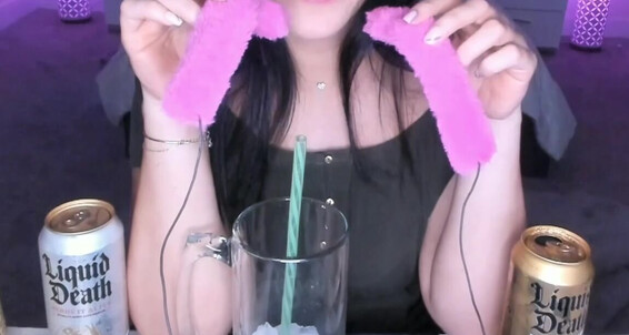 Missbella - Mini Trying Pretzels Drinks And Monday Asmr Night New Happy Onlyfans Just An Having