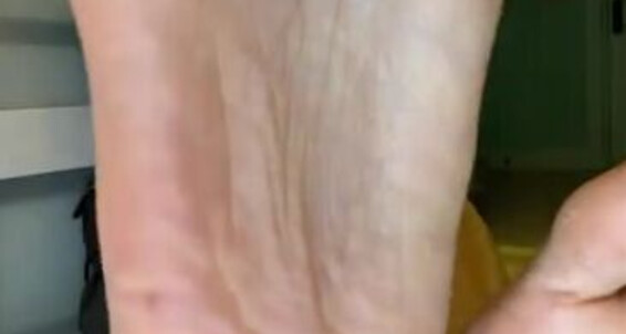 Goddess Lana - Goddess Itsgoddesslana Lana Aka Op Wrinkled Or Soles Onlyfans Spread