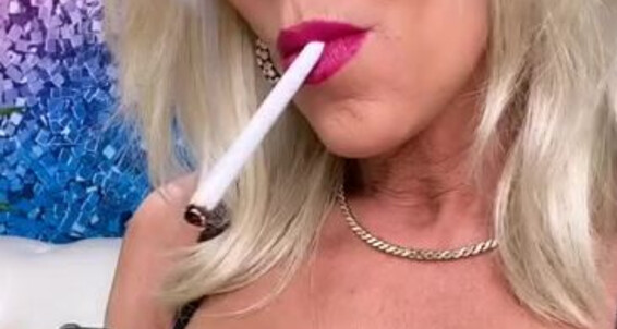 Nikki Ashton - A Make Does Sexy Vs120 Watching It Eroticnikki Weak Ashton Aka You Me Onlyfans Smoke How Nikki