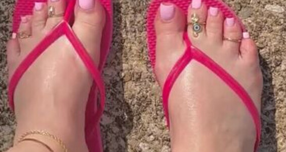 Paws And Klaws - Klaws And Flip Flop On 08 This Friday Fetish Video 2024 Onlyfans My Pov Paws Pretty 23 Foot Lovely