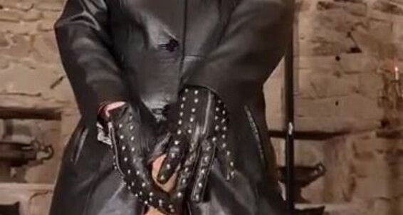 Fetishliza - On Goddess Your Down Strap If You Comment To With Are Yes Onlyfans Bow Mistress Ready For