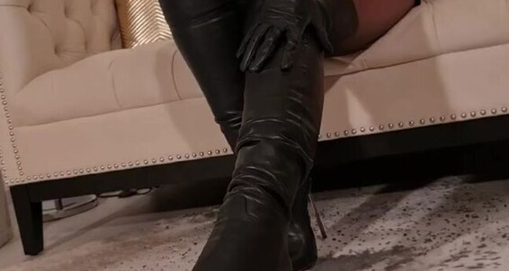 Fetishliza - Leather Gloved Goddess Onlyfans Time Worship Your Glove