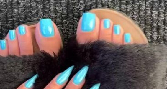 Goddesspussyfoot - Goddess A At Pussyfoot My Aka 2024 16 Waiting Restaurant Onlyfans Table 11 Video For