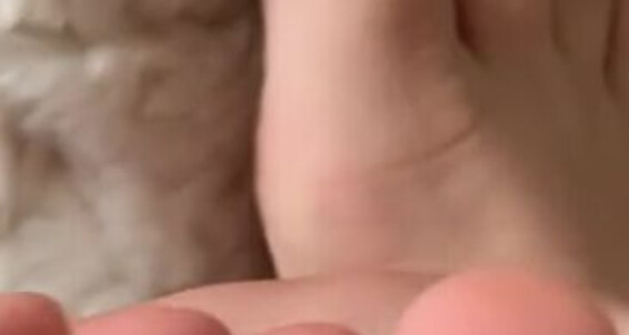 Cover Lady Annabelle Onlyfans Feet Are Enough