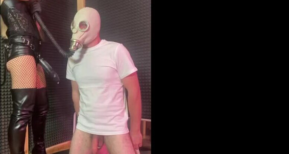 Cover Ladyannabelle666 Onlyfans I Will Make Your Testicles Suffer The Poor Boy Thought I Would Have Pity For Him However This Did
