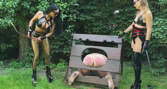 Cover Ladyannabelle666 Onlyfans We Have Bully Our Pitiful Slave He Got Punched From Us D Hes So Weak Then He Had The Amazing Oppo