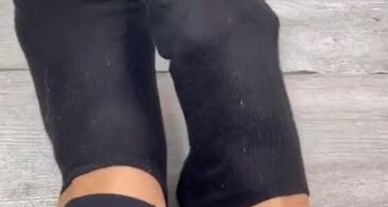 Misstressroux - Trip My Aka London Gingeralesfeet To Ready Getting Onlyfans For