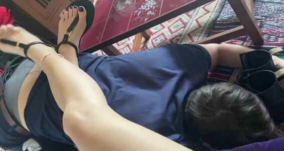 Misstressroux - A Slave I Aka Gingeralesfeet New To Onlyfans The Added Collection