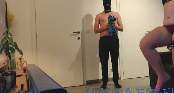 Cover Fionafabel Onlyfans After A Good Workout I Use My Slave To Lick Of The Sweat Of My Body Being A Human Towel Reminds