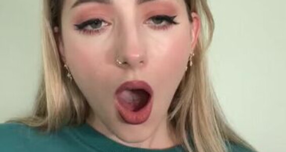 Cover Mistress Ava Aka Iworshipavaonyx Onlyfans Playing With My Vibrator While You View Me From The Chest Up Fully Clothed You Ve Been Locked In