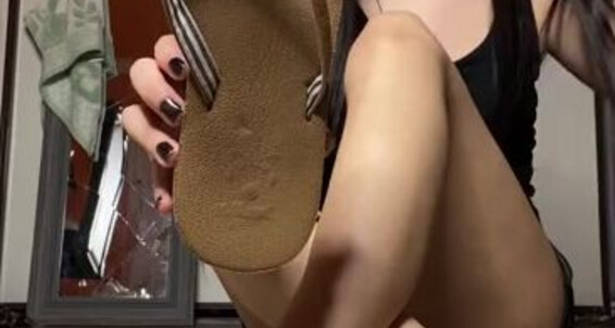 Cover Mercurysoles Onlyfans Omg Step Bro What Is This In My Flip Flops Im Not Leaving Until You Give Me A Good Explanation Zu