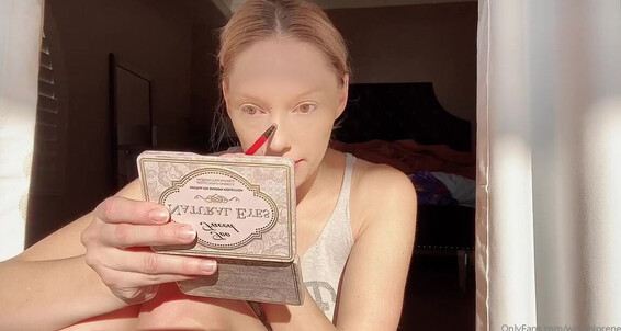 Princess Rene - Princess Onlyfans Aka Morning This My Makeup Rene Doing Worshiprene