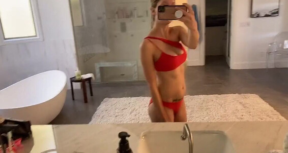 Cover Princess Rene Aka Worshiprene Onlyfans Just Outta The Shower Trying On Which Swimsuits I Ll Be Bringing With Me To Hawaii These 2 Are 1