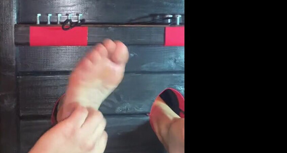Devilsfootstool - Lilmizzunique Onlyfans Feet In Bare Tickled Stocks
