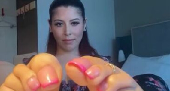 Fetishxqueen - Fw And Up Onlyfans Lil Close Sole Self Some Flexing A