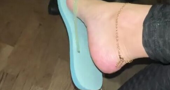 Greek Goddess Li, Video: Flip Tapping Goddess Onlyfans Li Aka At Greekli77 Greek And Work Video Kw Flop Dangling
