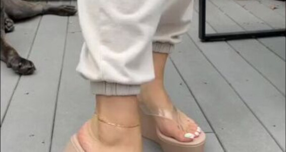 Greek Goddess Li, Video: S Tapping Goddess Wiggles Onlyfans Li Aka Shoe Some Greekli77 Happy Greek Here And Toe Toesday