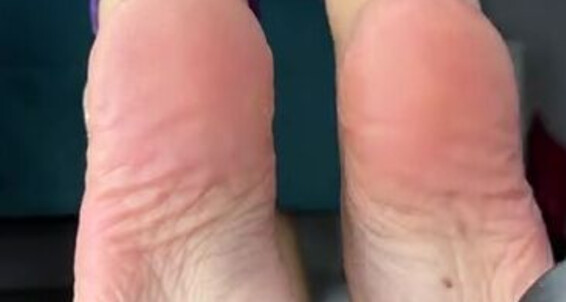 Solesmadvip - Flip And You Flops Queen Onlyfans Aka Home With X At Always Fetish Solesmad