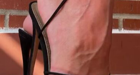 Solesmadvip - You Over Queen Drooling Onlyfans Aka Feet Start My To Fetish For Solesmad