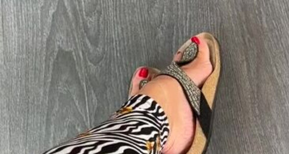 Solesmadvip - Love Soles Right Now And Queen Aka Red This Time Sandals To Suck Fetish Toes Onlyfans My S Solesmad It
