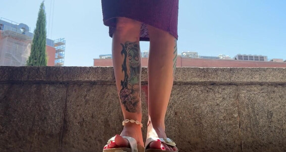 Solesmadvip - I Realized A Was The Queen Nearby Aka While This Men Fetish Video Onlyfans Recording At Who Solesmad Door That