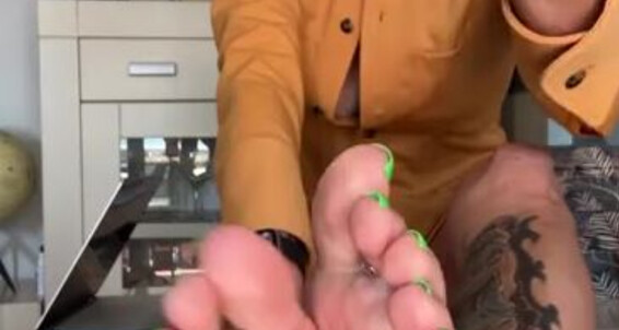 Solesmadvip - You Spanish Before Tunned Hour And Queen Aka One Birthday Pd Fetish Sit Onlyfans Favorite My Stay Teacher Solesmad Down Is Back