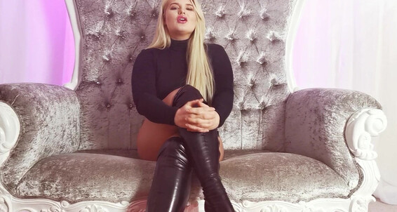 Forced Bi - And Meancashleigh Honey Whored Trapped
