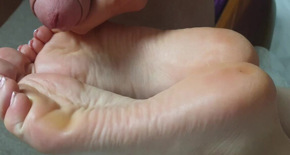 Greatbritishfeet - Over And Thick Wrinkled Dumping Soles Onlyfans Aka A Load Fucking Feet This All Creamy Solecatcher Her