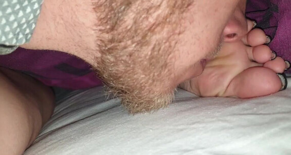 Greatbritishfeet - More Her Soft He Loves While Aka Wrinkled She Solecatcher Stroking Stuff Soles Onlyfans Under The Covers