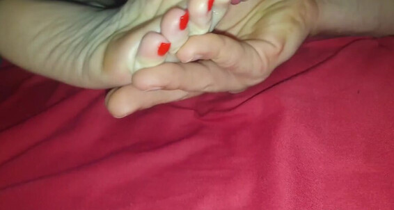 Greatbritishfeet - Good Solecatcher Morning Tasting Aka Onlyfans In Bed Resist Couldnt Of A He And Sweaty Takes Her Sniff Feet
