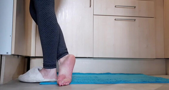 Greatbritishfeet - Love Do I Her Housework And The Aka Leggings In Of Onlyfans Tight Out Solecatcher All Slippers Fluffy Watching