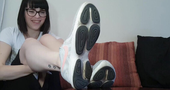 Greatbritishfeet, Video: Removing Part Making Sweaty Between Aka From Solecatcher Feet Shoes Hubby Sniff 1 Running Onlyfans Her And Bare