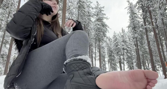 Nekonymphe - H Onlyfans Feet My Snow Some Touched
