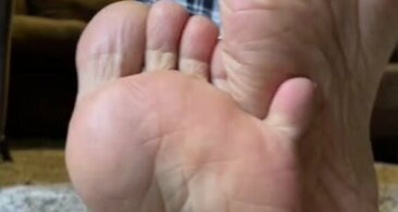 Deedeericanfeet - Onlyfans As In Toes Orange Requested