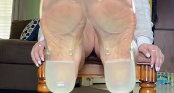 Deedeericanfeet - Burch Onlyfans As Sandles Clear In Tory These Requested