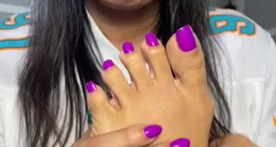 Deedeericanfeet - Onlyfans Help As Me These Toes Suk Mmmmmm Requested