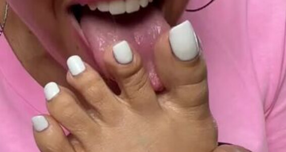 Deedeericanfeet - Bad More As I But Gummi Previous A Was Wit Requested Onlyfans My Pedi Selfworship Bear Eating Hehe