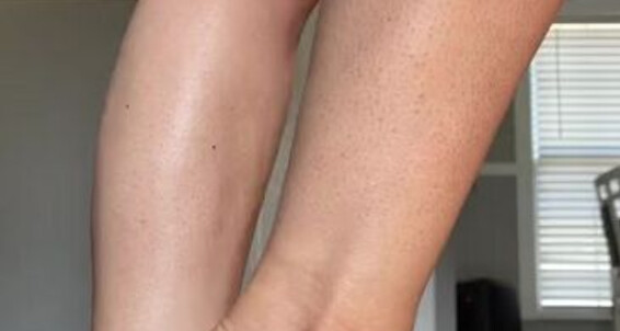 Cover Deedeericanfeet Onlyfans As Requested Showing My Calves In Flip Flops