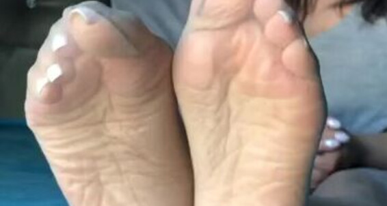Deedeericanfeet - Pretty High Onlyfans Thigh As Gray Sheer R Some These Nylons Requested A