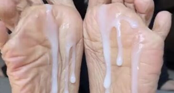 Deedeericanfeet - Closeups Jiizz Requested On Soles Onlyfans As Of Sticky Super