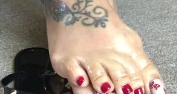 Deedeericanfeet - Requested Oily Onlyfans As Sandals In Toes Super