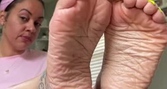 Cover Deedeericanfeet Onlyfans As Requested U A Loser Wit Jizzy Soles