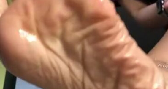 Deedeericanfeet - Onlyfans As Gm Giantess2 Requested