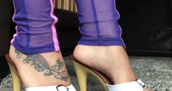 Deedeericanfeet, Video: Deep Onlyfans Gm Some Soles Mules Wrinkly In